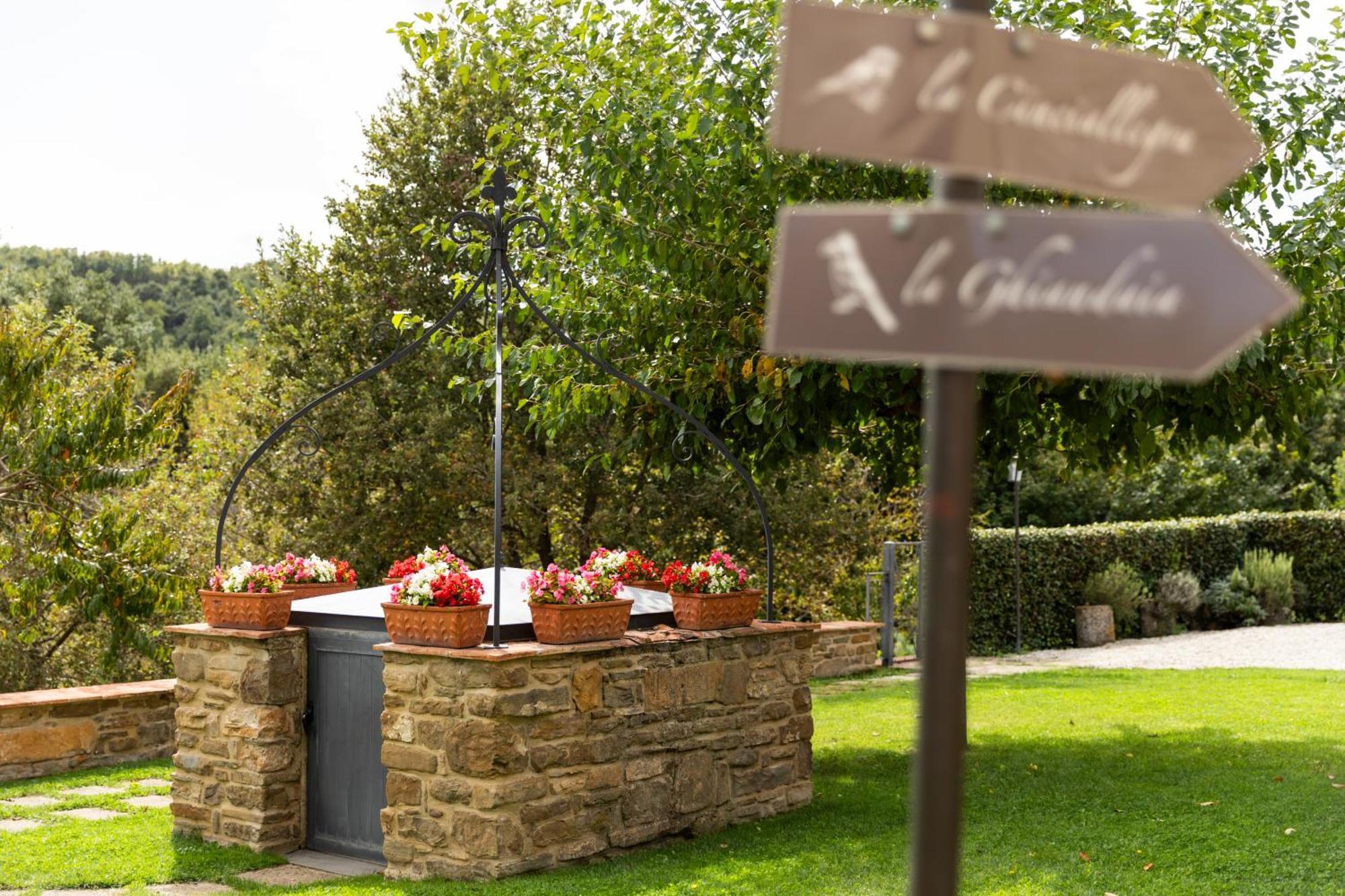 Agriturismo I Gelsi Di Santa Cristina Губбіо Екстер'єр фото
