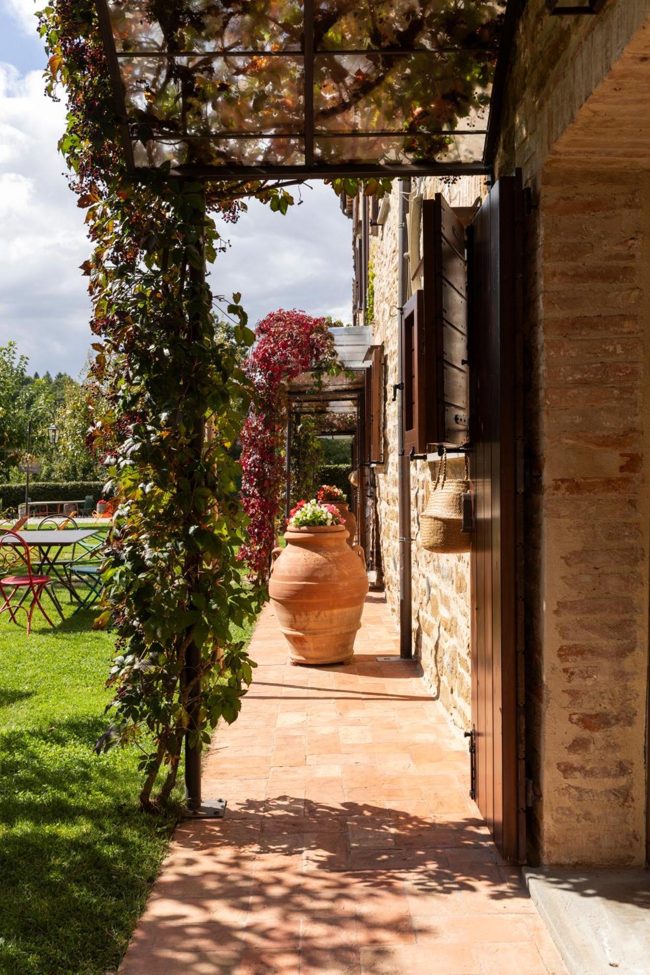 Agriturismo I Gelsi Di Santa Cristina Губбіо Екстер'єр фото